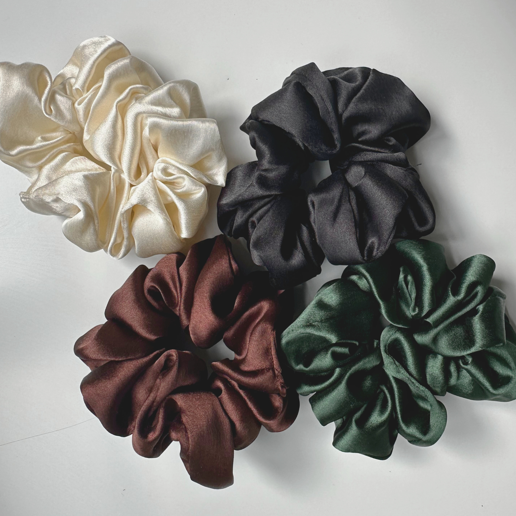 100% Mulberry Silk Scrunchie – EVRĒDĀ